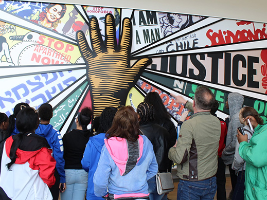 HOME—STORY-1—SOCIAL-JUSTICE-MURAL